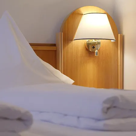 Ilbertz Garni 3* קלן