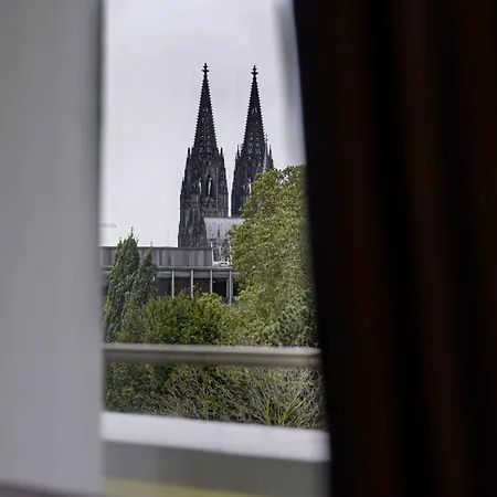 Ilbertz Garni מלון